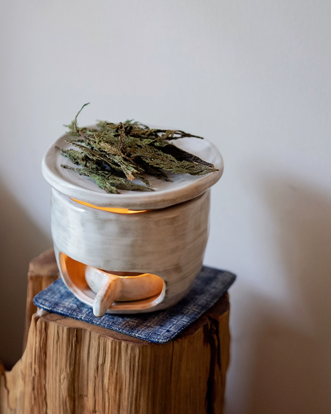 Herbal Aroma Warmer - Orin